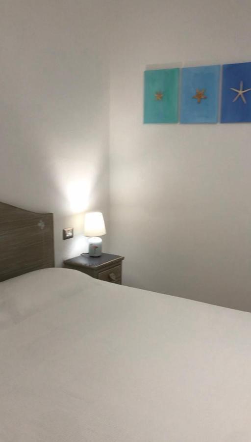 Holiday House Palau Luaran gambar